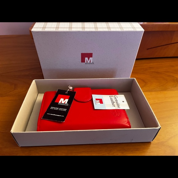 mundi Handbags - Final Sale! Mandy Genuine Leather Women’s Wallet